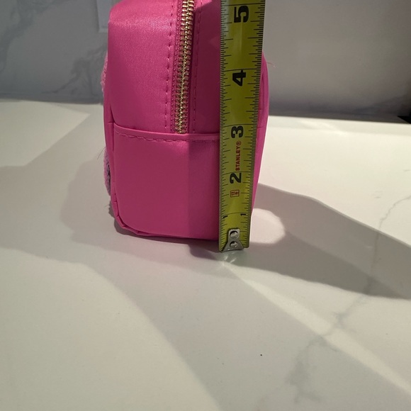 Cute  cosmetic /makeup bag NWT - Picture 6 of 7